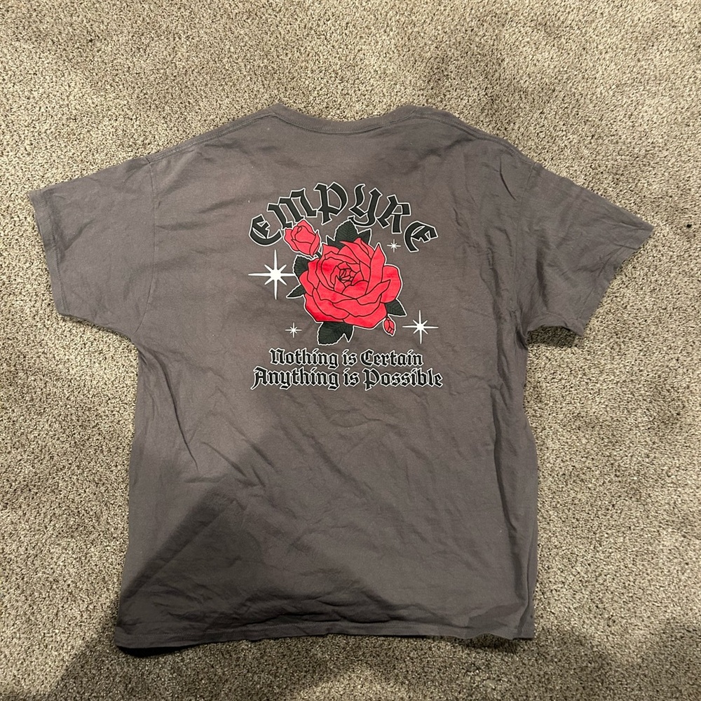 Empyre Gray Tee with Red Rose Graphic